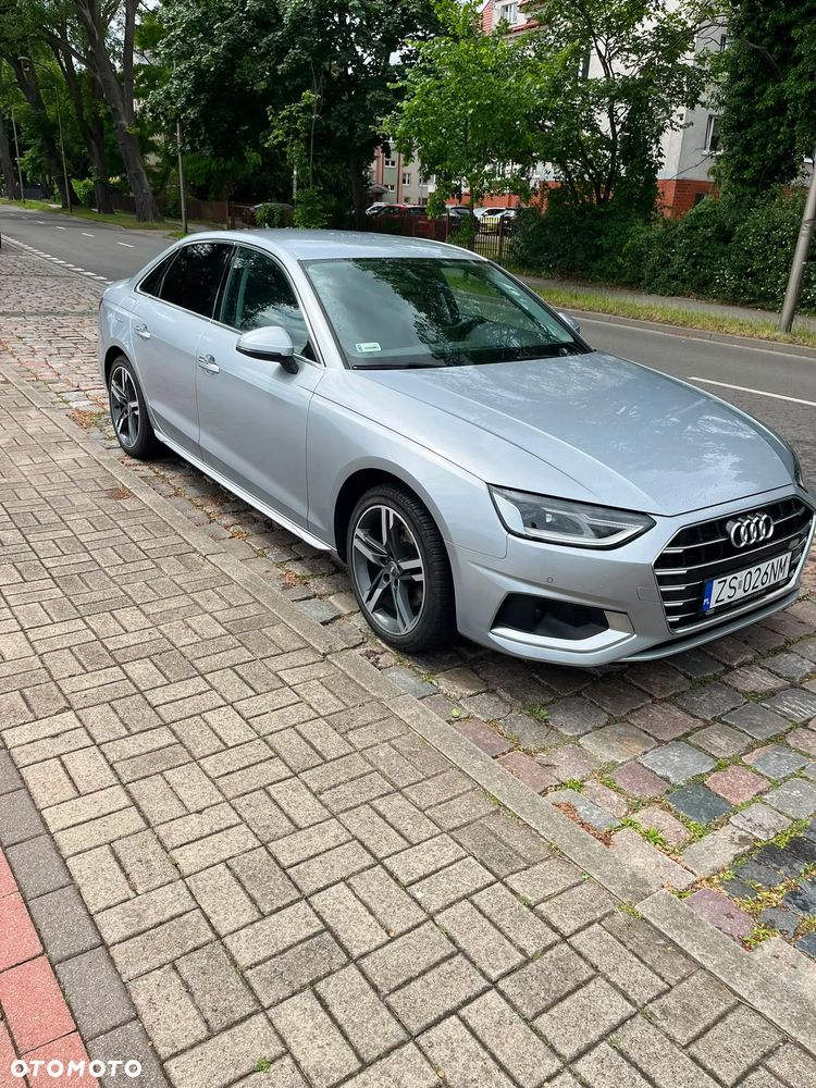 Audi A4 Limousine - 16