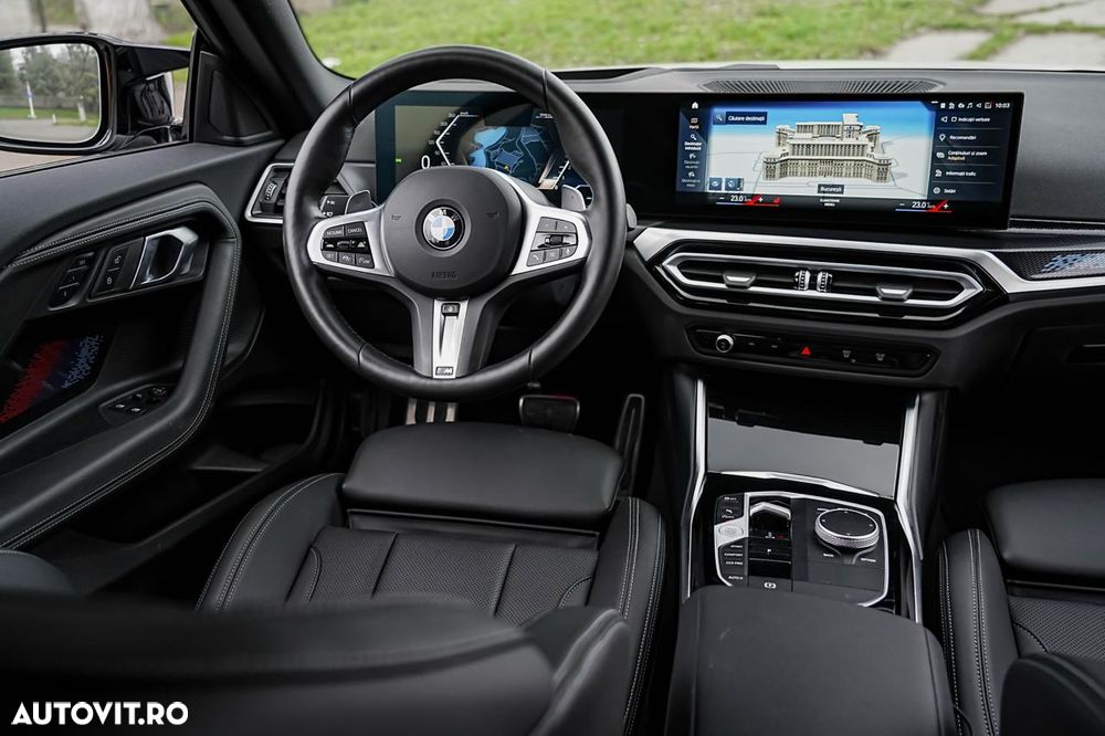 BMW M2 M240i xDrive - 17