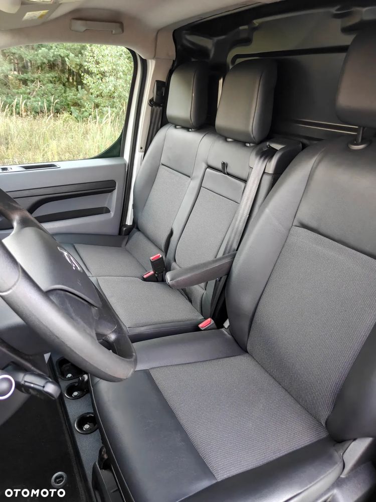 Opel Vivaro - 17