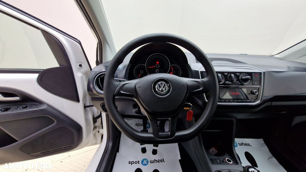 Volkswagen up! - 14