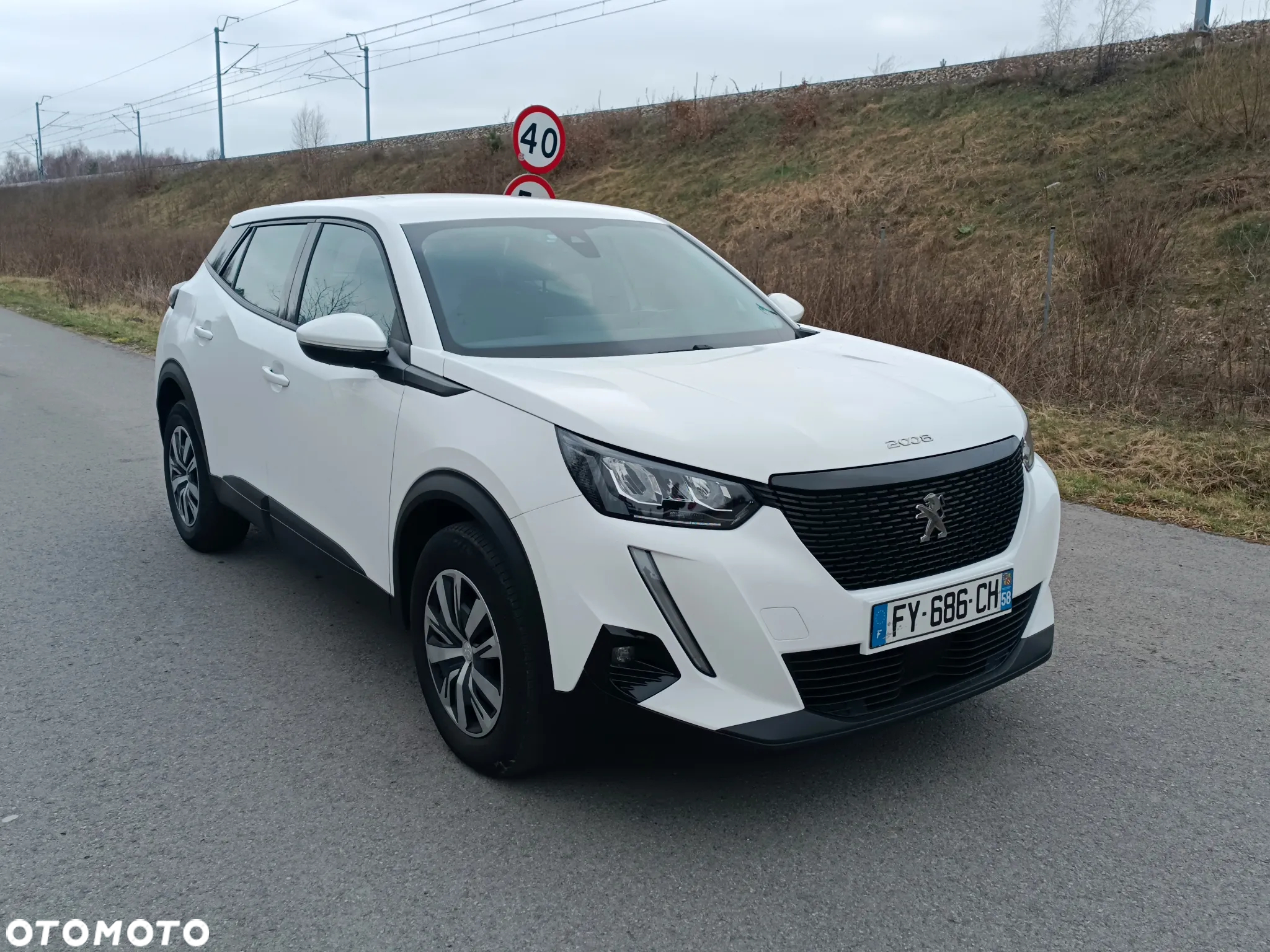 Peugeot 2008 1.5 BlueHDi Active S&S - 3