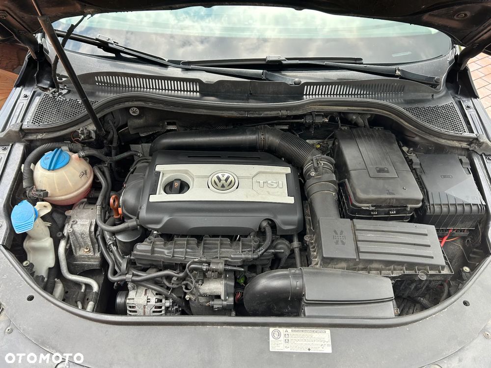 Volkswagen Passat CC - 18