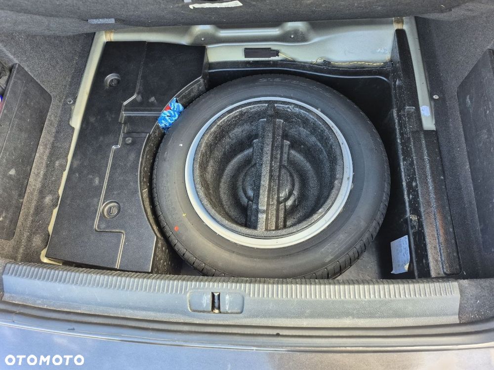 Volkswagen Passat 2.0 TDI Comfortline - 22