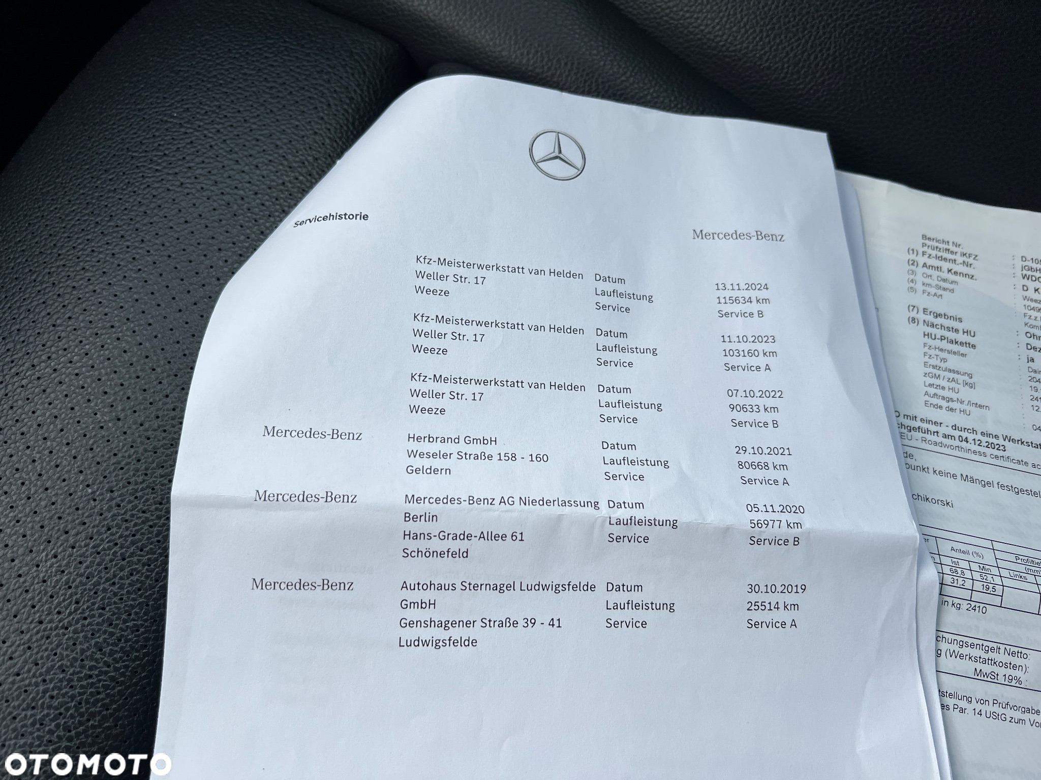 Mercedes-Benz GLC 250 4Matic 9G-TRONIC AMG Line - 33