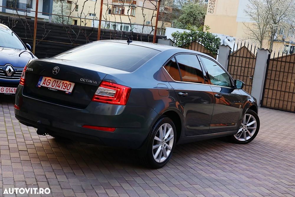 Skoda Octavia 1.4 TSI Ambition - 8