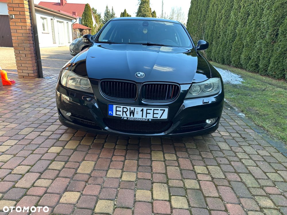 BMW Seria 3 318d DPF - 2