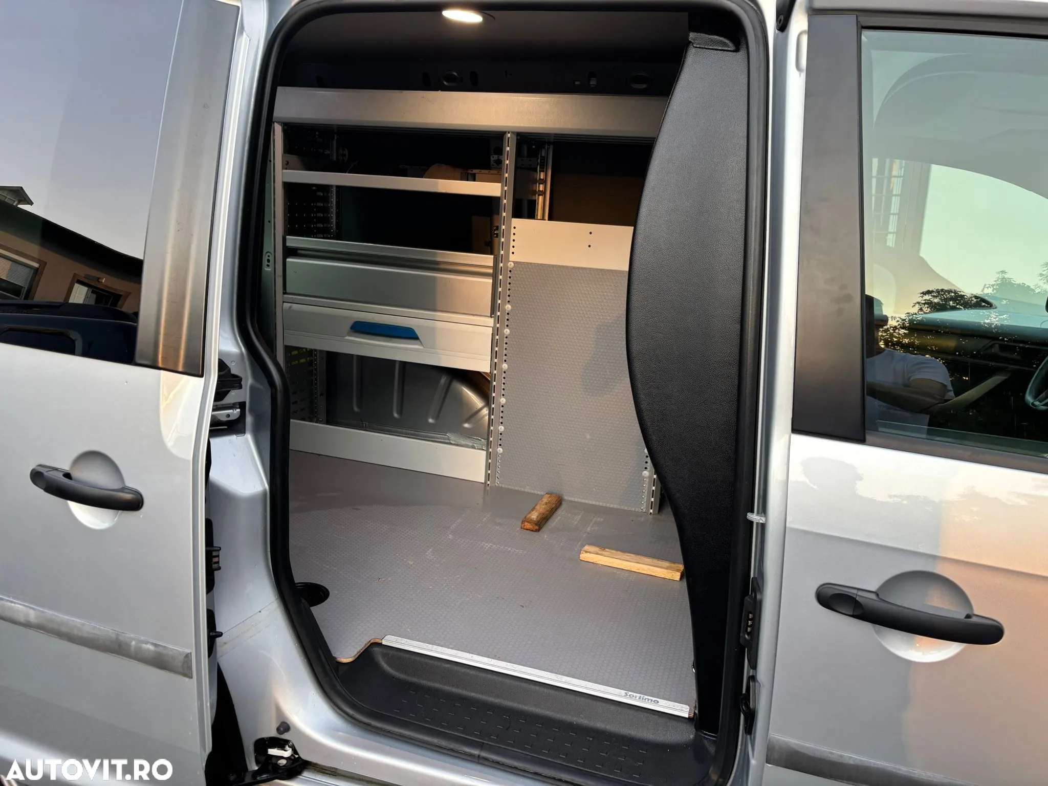 Volkswagen Caddy 1.4 BiFuel TGI (5-Si.) DSG Comfortline - 25