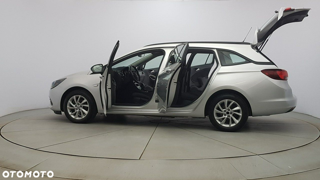 Opel Astra - 11