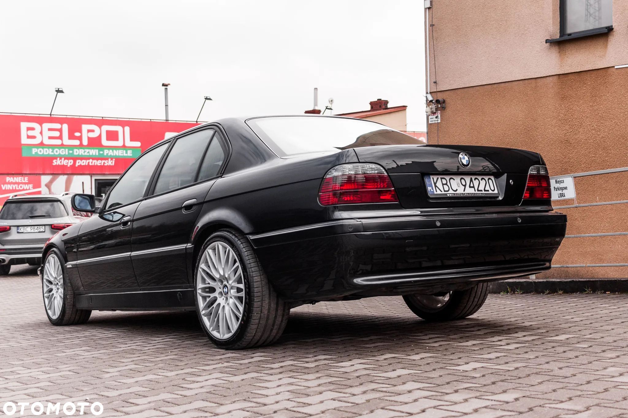 BMW Seria 7 750i - 23