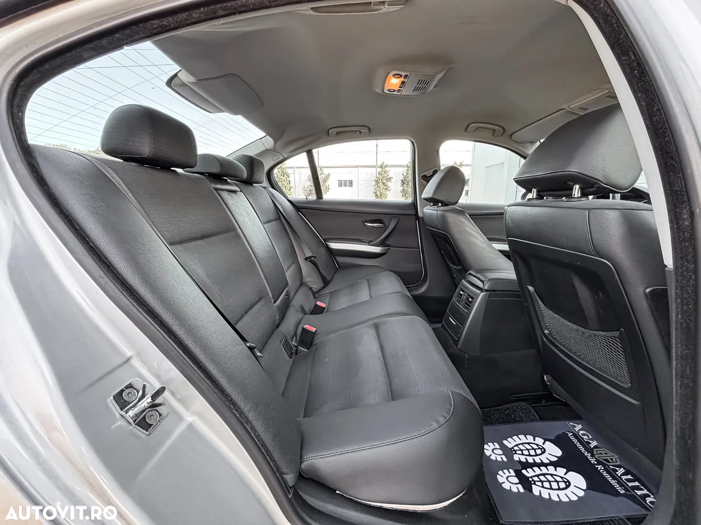 BMW Seria 3 320d - 10