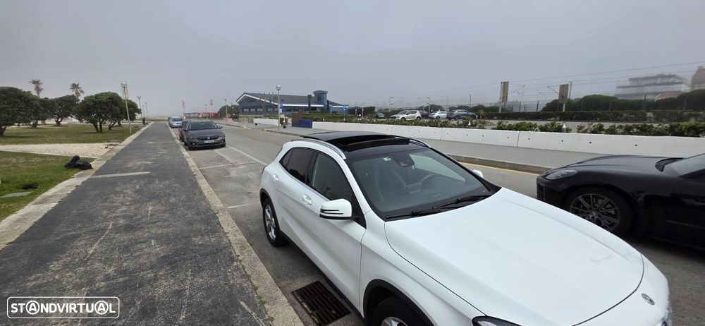Mercedes-Benz GLA 200 - 1