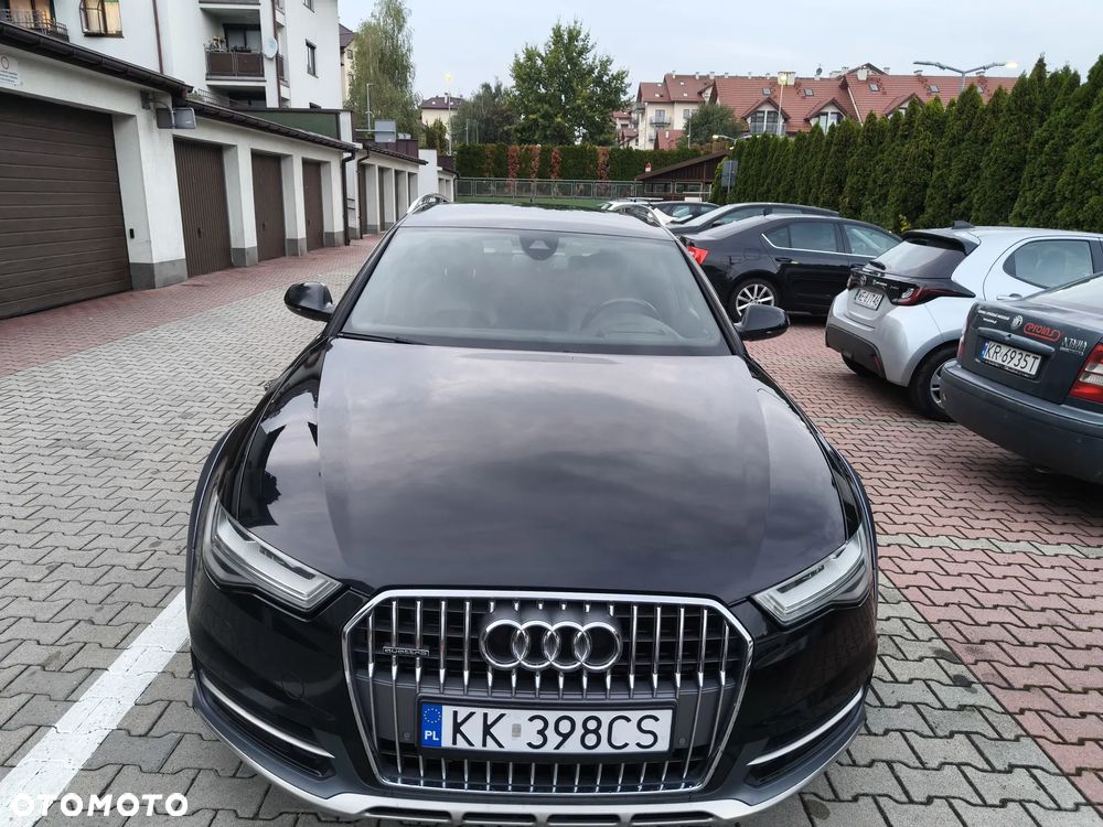 Audi A6 Allroad - 11