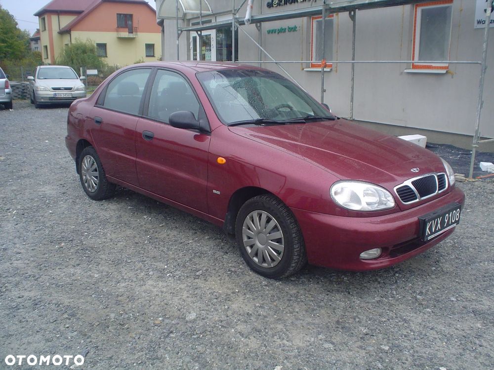 Daewoo Lanos - 1