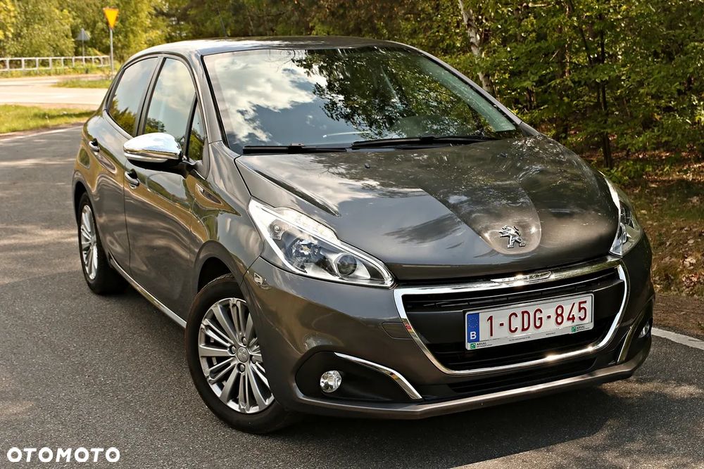Peugeot 208 1.2 PureTech Style - 16