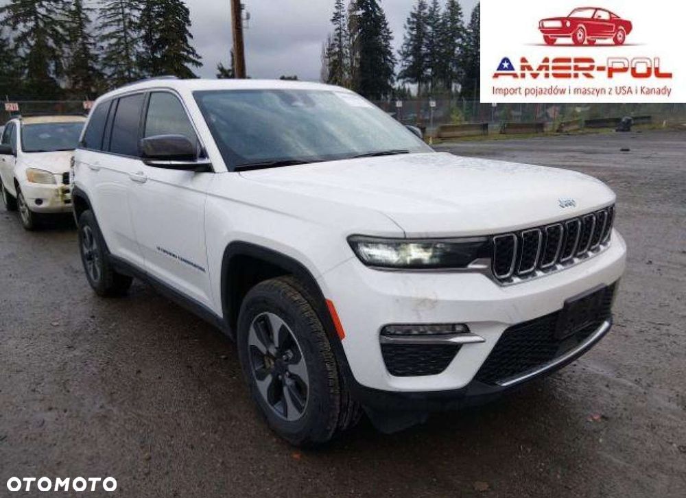 Jeep Grand Cherokee - 1