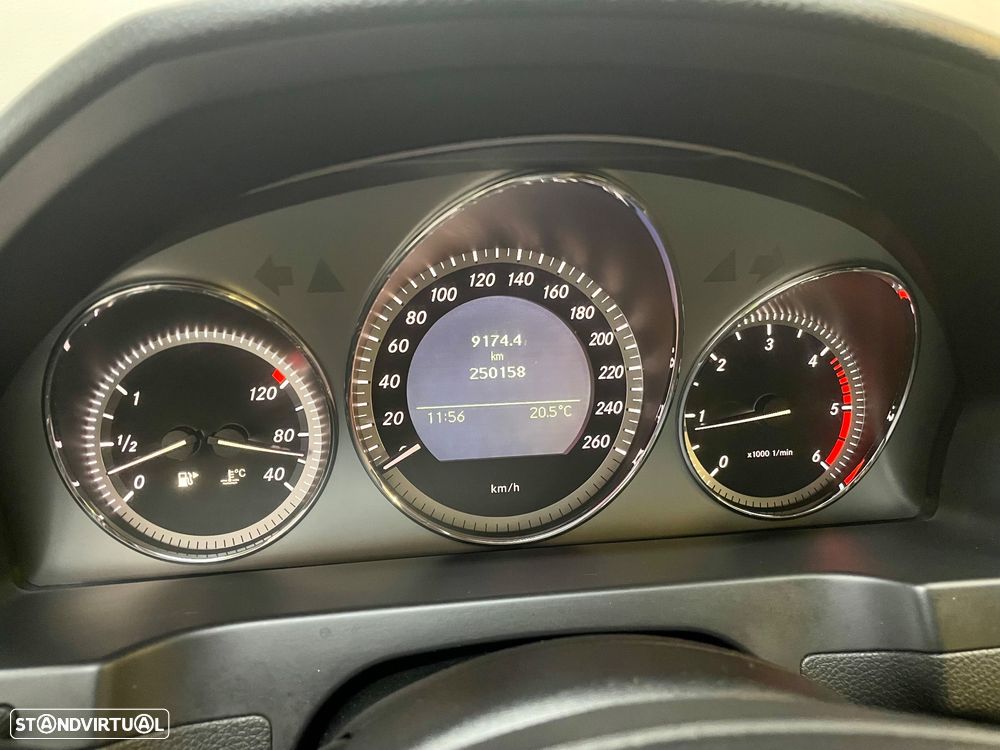 Mercedes-Benz C 250 CDi Classic J17 BlueEfficiency - 20