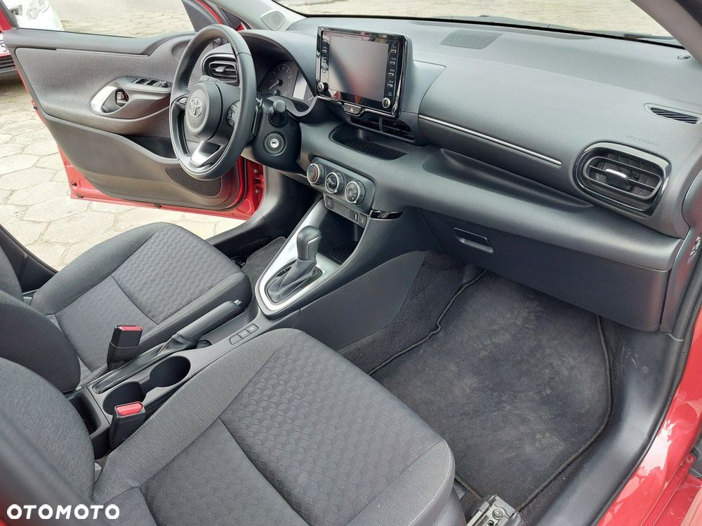 Toyota Yaris - 15