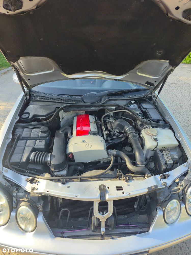 Mercedes-Benz CLK - 8