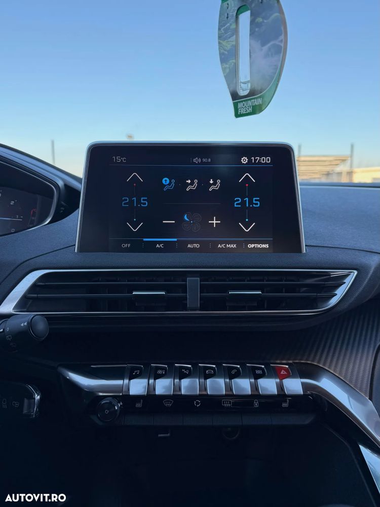 Peugeot 3008 1.6 BlueHDI S&S Allure - 20