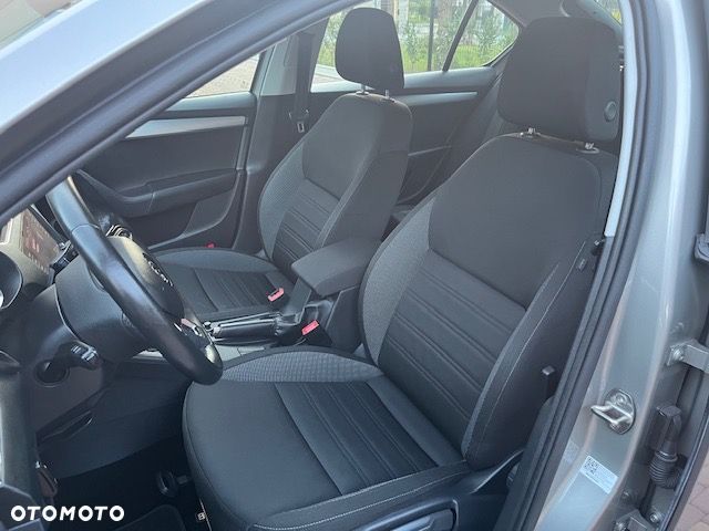 Skoda Octavia 1.5 TSI ACT DSG Style - 12