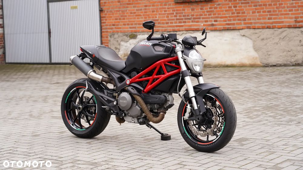 Ducati Monster - 2
