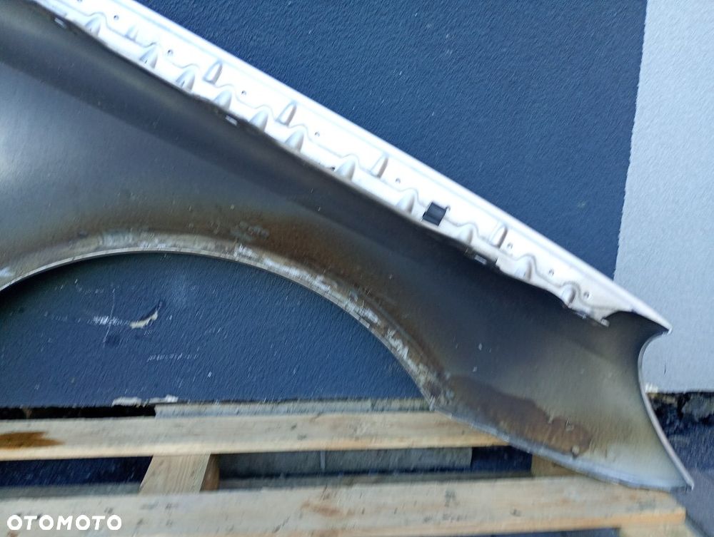 błotnik przedni lewy przód mercedes w211 e-klassa c744 - 6