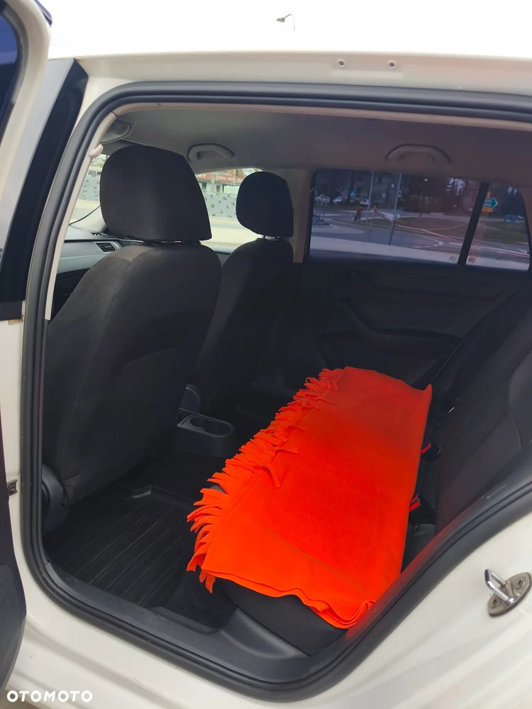 Skoda RAPID 1.4 TDI DPF Joy - 5