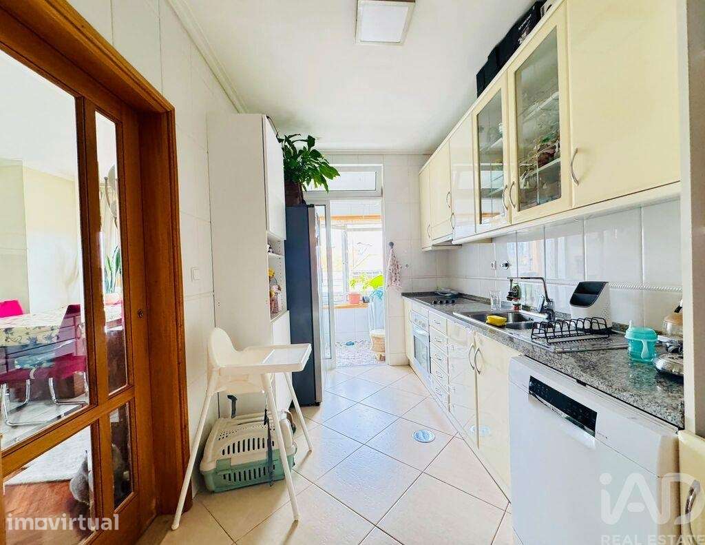 Apartamento T3 em Mafamude e Vilar do Paraíso de 138 m2 - Grande imagem: 5/25
