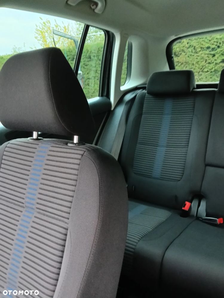 Volkswagen Tiguan - 19