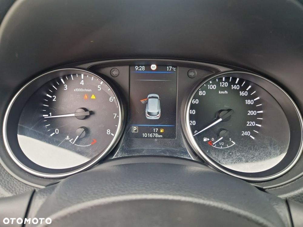 Nissan Qashqai - 17