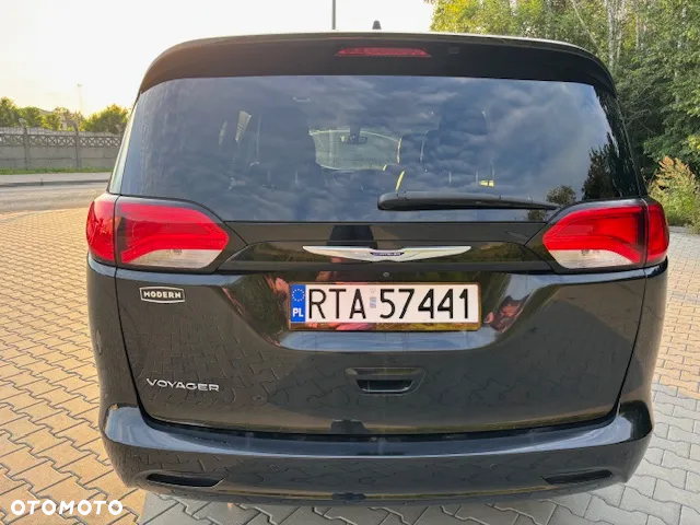 Chrysler Voyager - 21