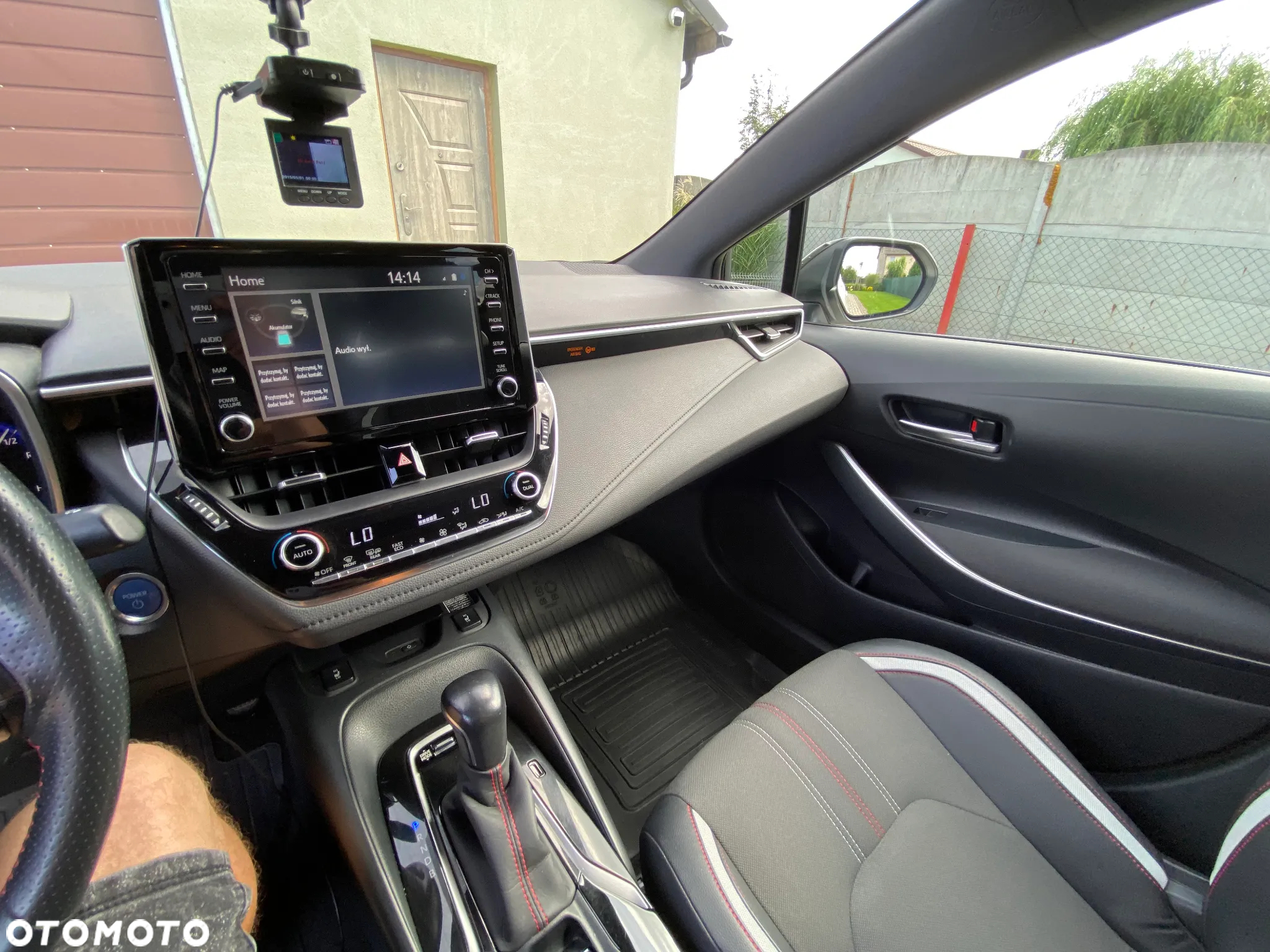 Toyota Corolla 1.8 Hybrid GR Sport - 11