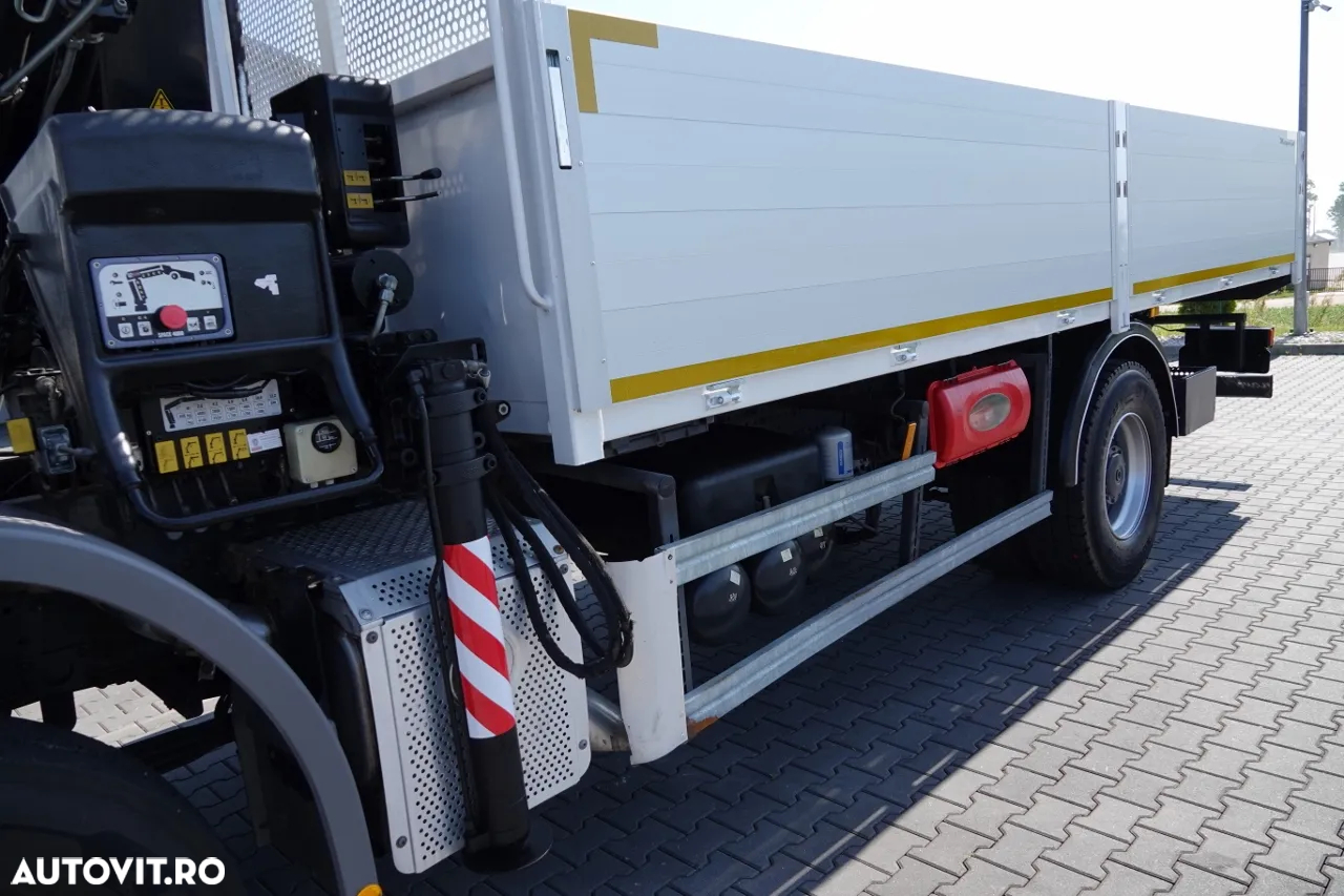 Mercedes-Benz AXOR 1829 / 4X2 / TRANSMISIE - 6 M / HDS HIAB 122 BS-3 / extensie: 10 M / CAPACITATE MAXIMA DE RIDARE 4 600 KG / MANUAL / RADIO CONTROL / ANVELOPE 100% / IMPORTAT - 10