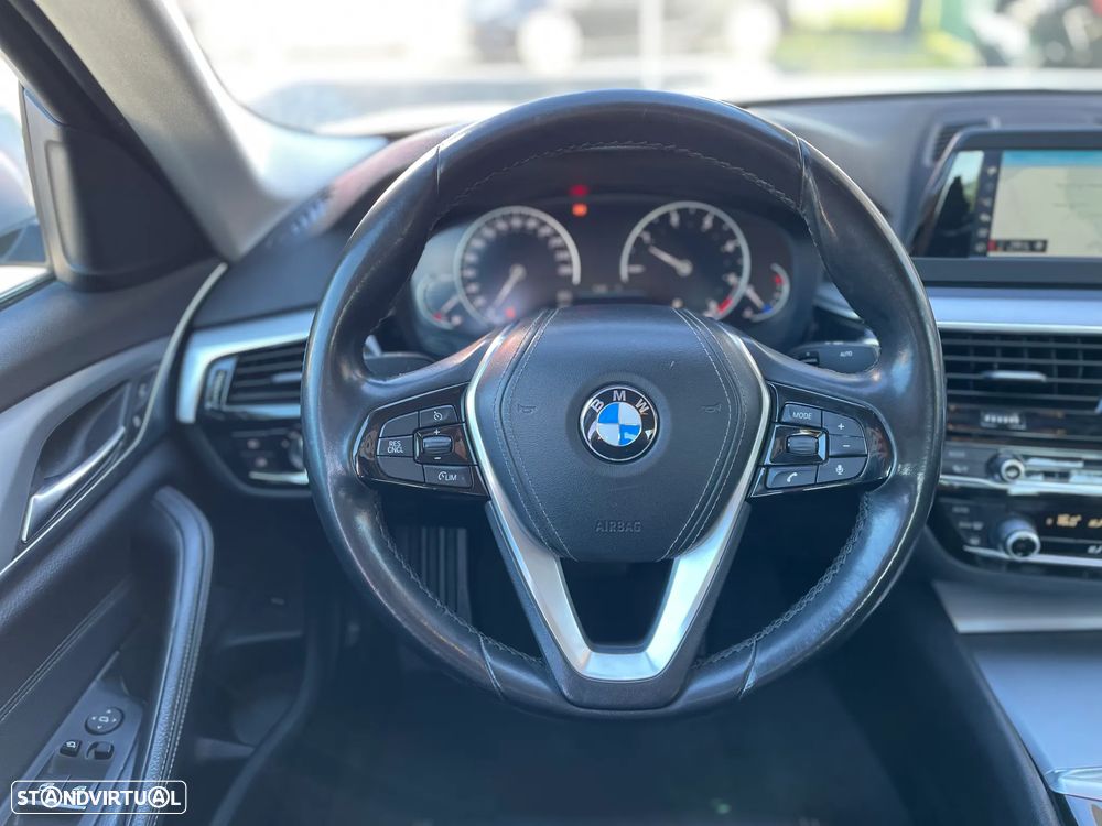 BMW 520 d Line Luxury Auto - 10