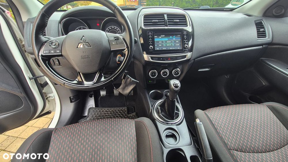 Mitsubishi ASX 1.6 2WD Diamant Edition+ - 32