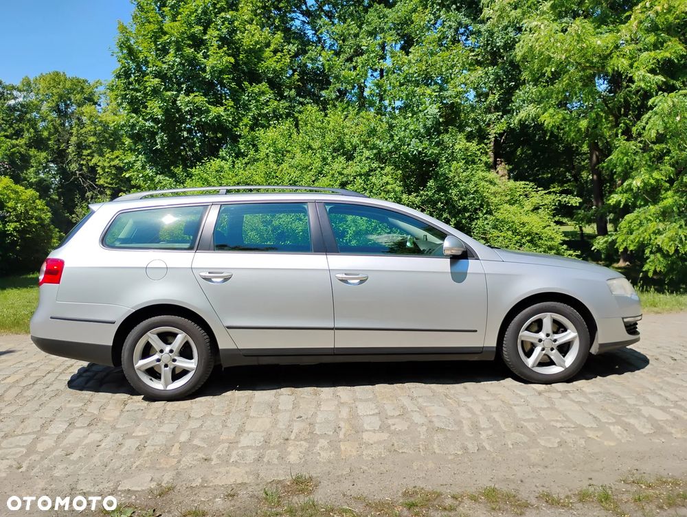Volkswagen Passat 1.4 TSI Highline - 2