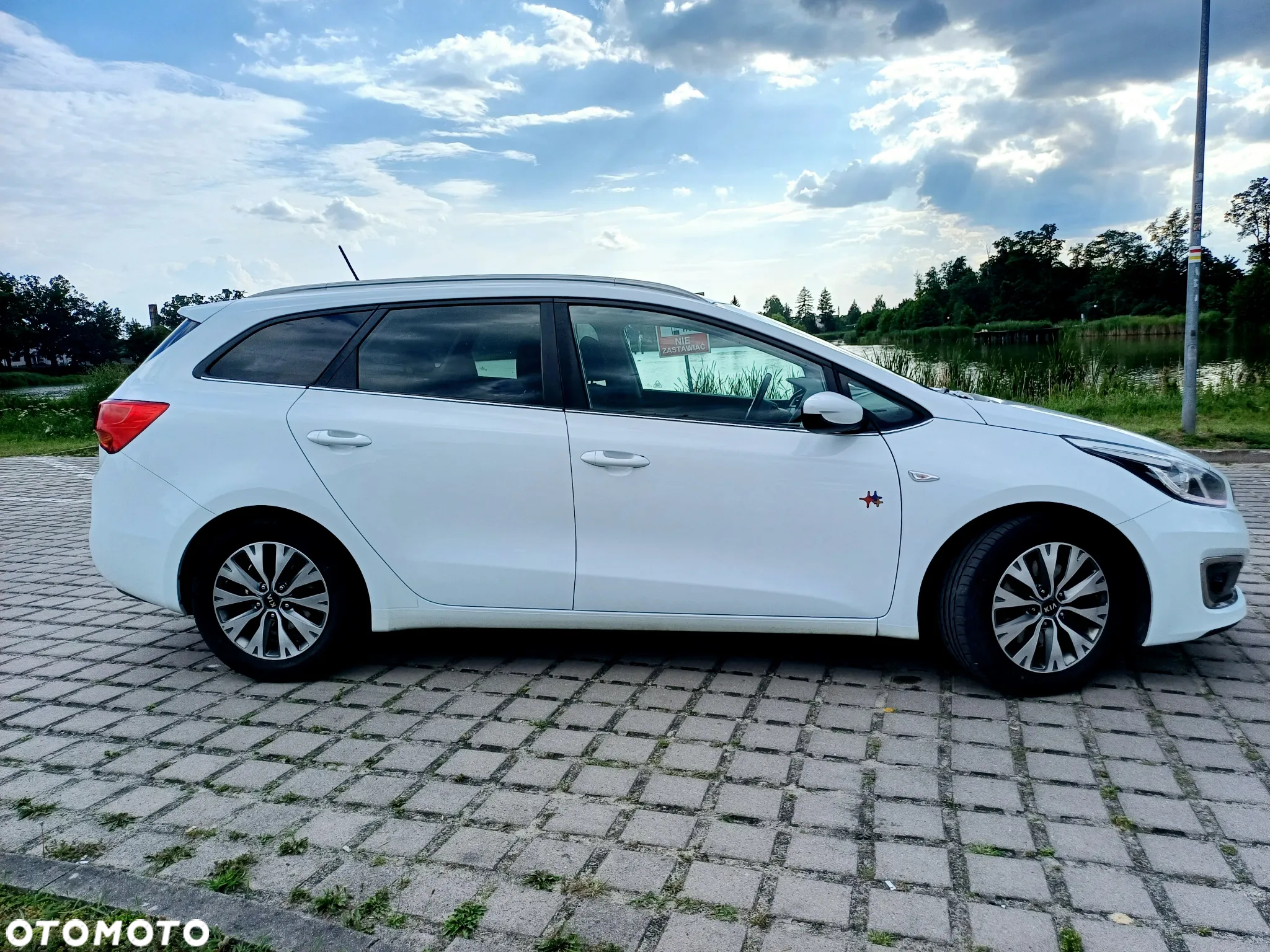 Kia Ceed Cee'd 1.6 CRDi M - 4