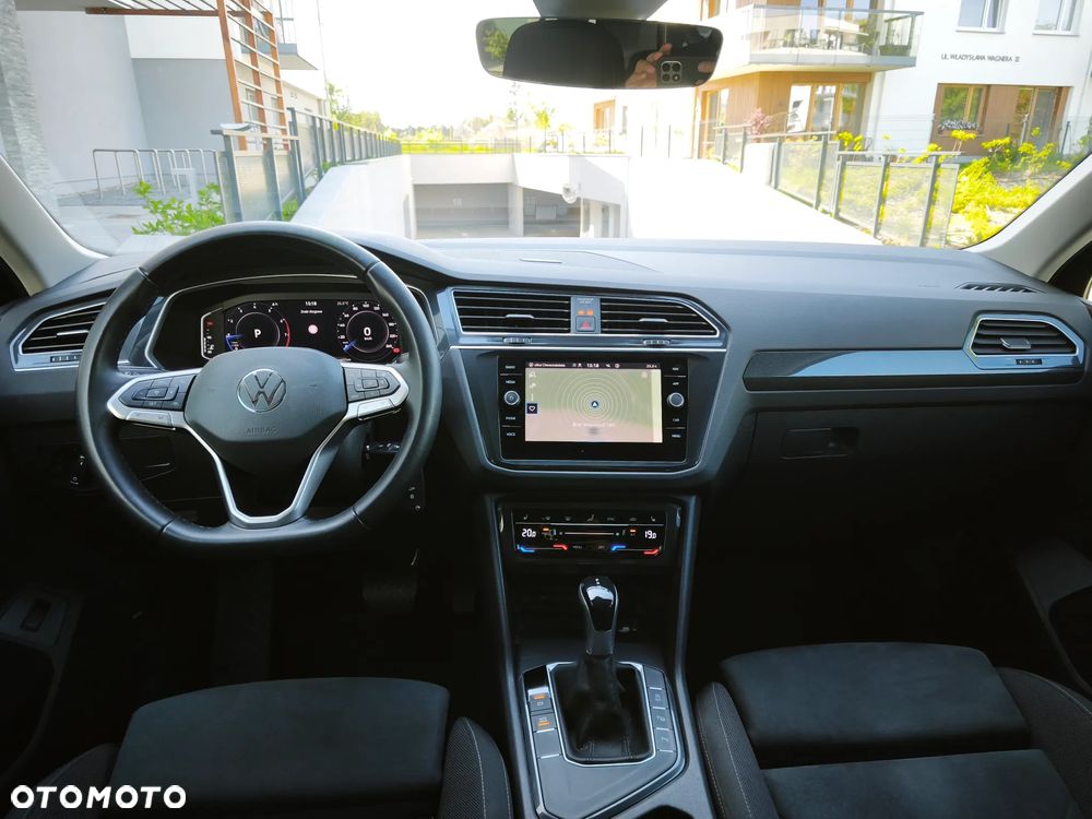 Volkswagen Tiguan - 12