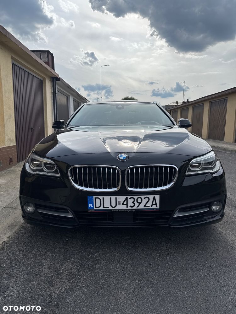 BMW Seria 5 530d xDrive - 2