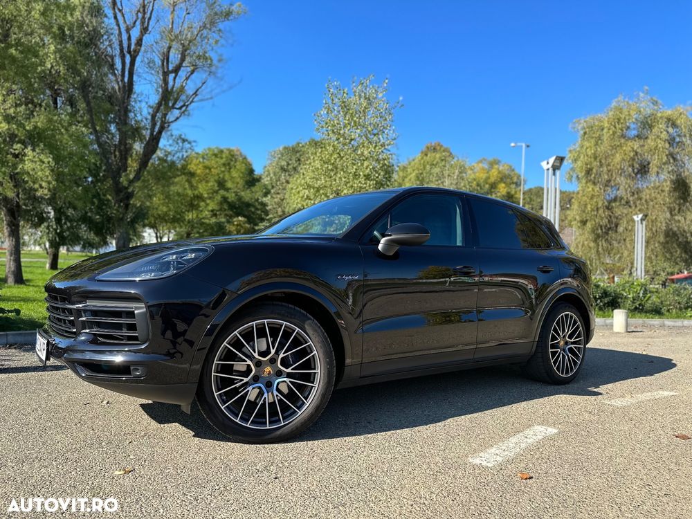 Porsche Cayenne - 8
