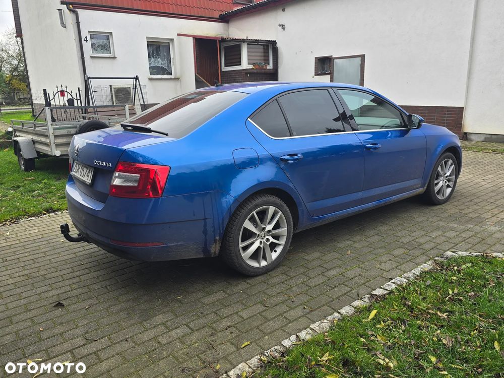Skoda Octavia 2.0 TDI Style DSG - 2
