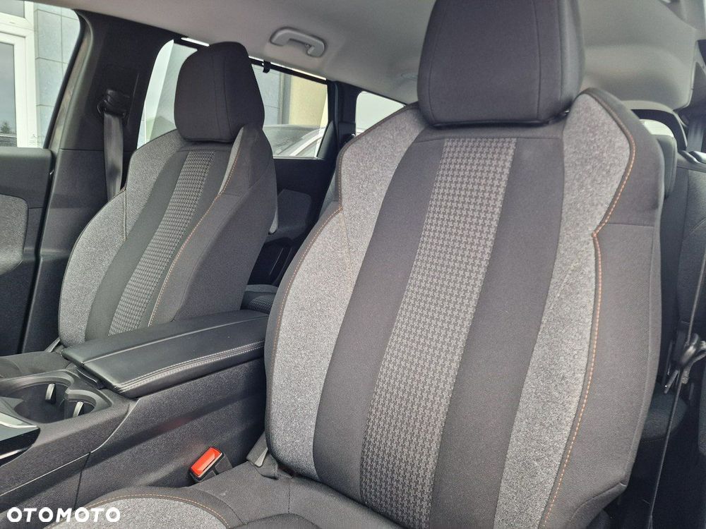 Peugeot 5008 1.5 BlueHDi Active Pack S&S EAT8 - 19