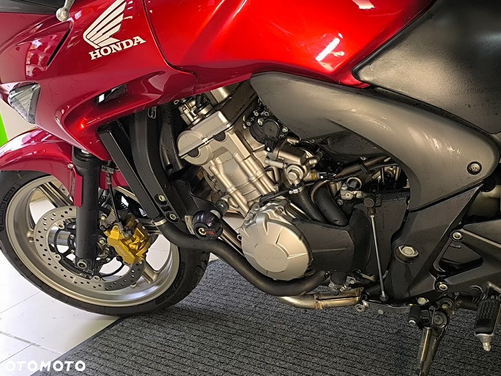 Honda CBF - 8