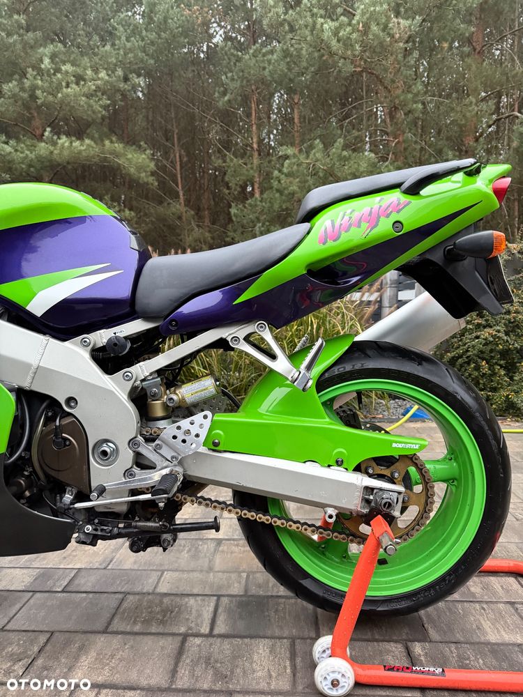 Kawasaki Ninja - 8