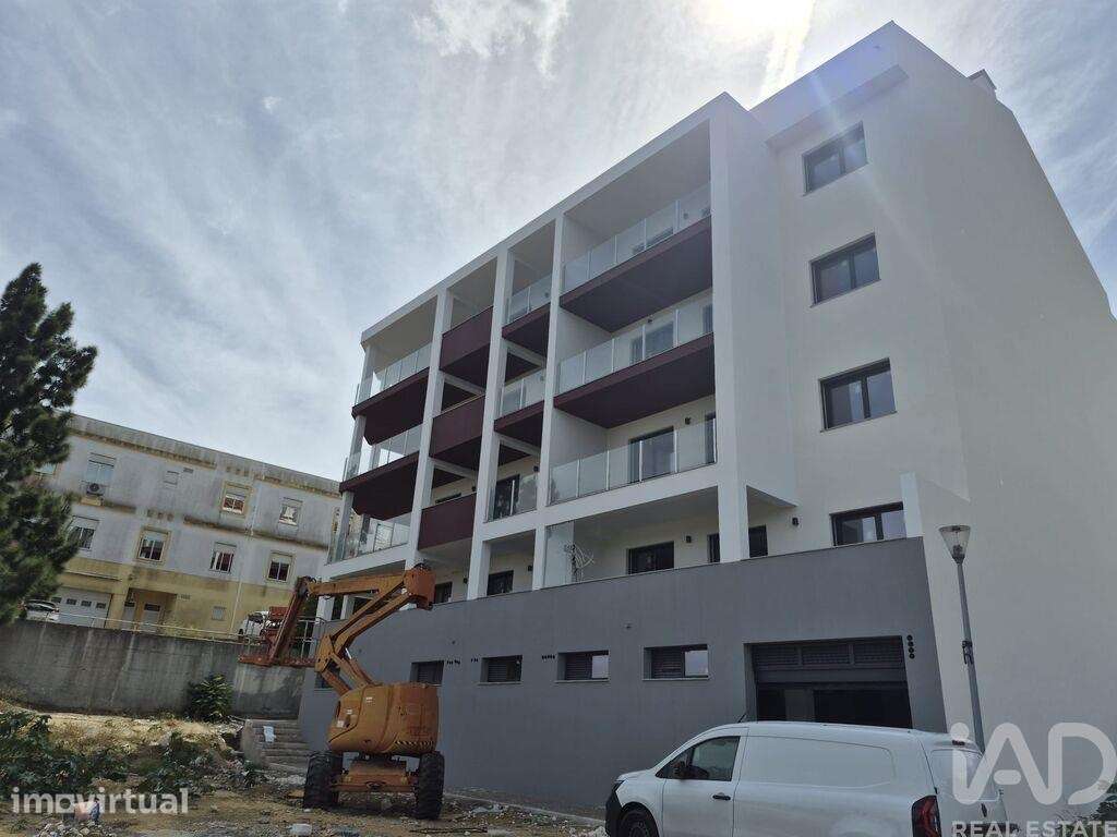 Apartamento T2 em Palmela de 253,00 m2 - Grande imagem: 4/20