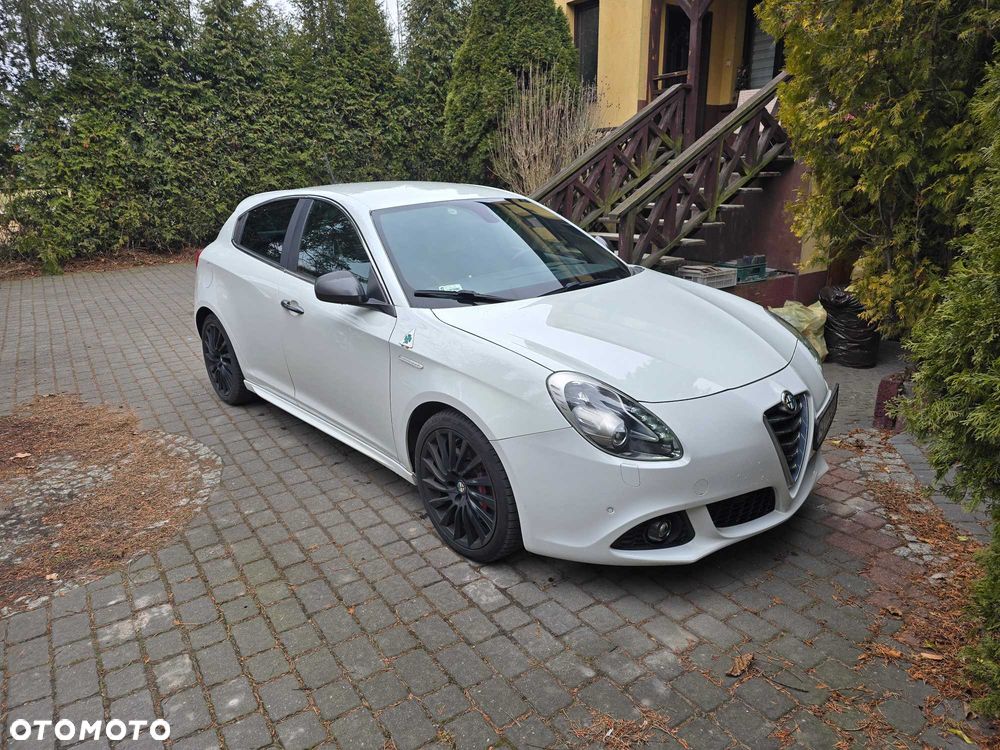Alfa Romeo Giulietta - 1
