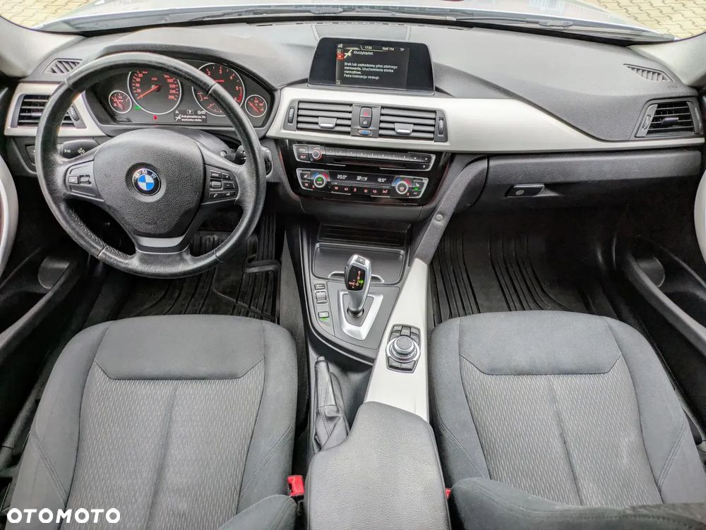 BMW Seria 3 318d - 5