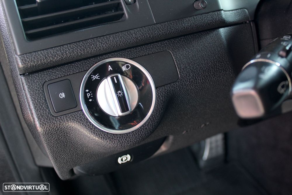 Mercedes-Benz C 220 Station CDI DPF BlueEFFICIENCY Avantgarde - 20