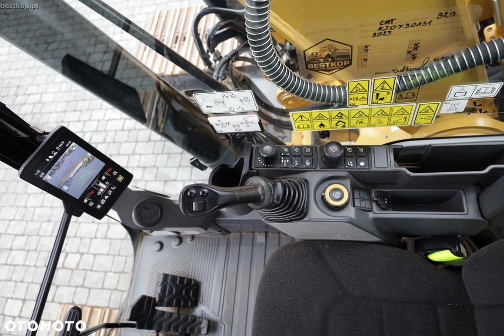 Caterpillar 320 GC - 26
