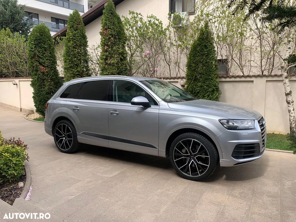 Audi Q7 3.0 TFSI Quattro Tiptronic - 1